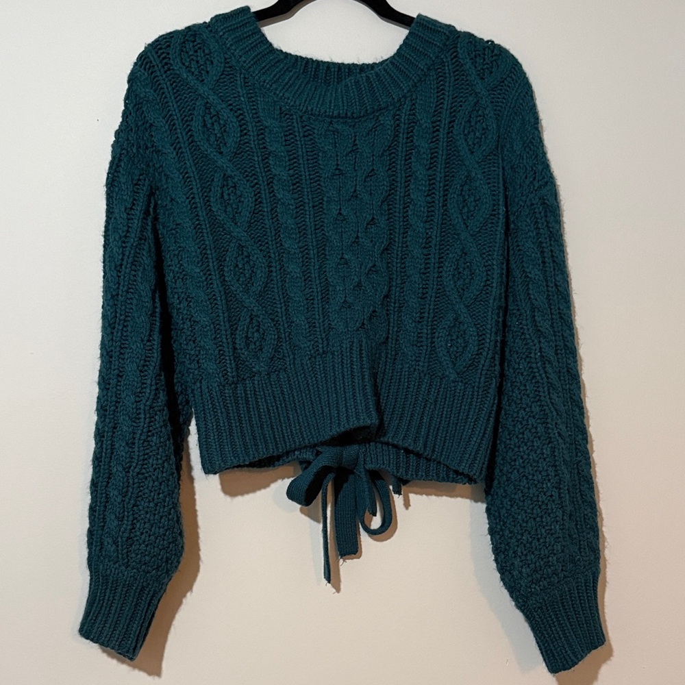Pink Lily Cable Knit Sweater